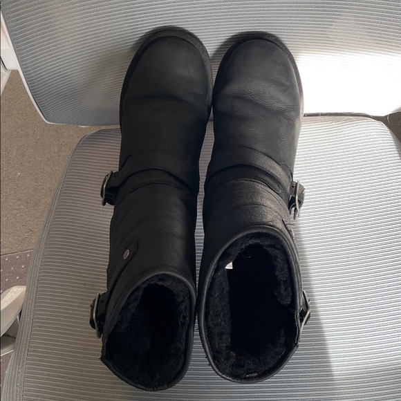 VGC Ugg Leather Boots with Fur Lining - Size 6 - Picture 3 of 6